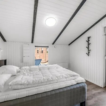 Teoline - 500m To The Fjord By Interhome